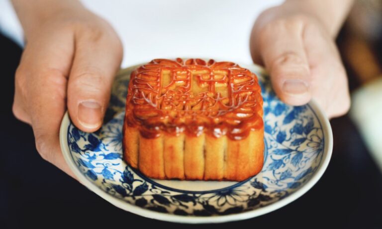 Mid-Autumn Festival a time of family and food for Vancouverites